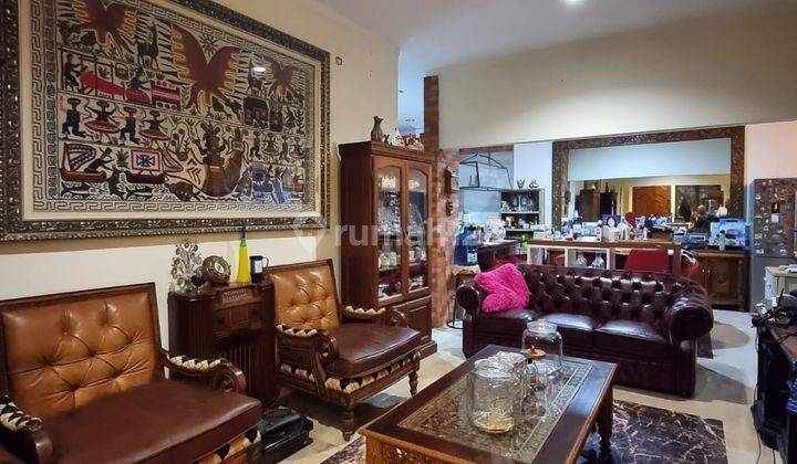 Disewakan Rumah Mewah Siap Huni di Emerald Bintaro Sektor 9 1