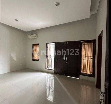 Dijual Rumah Bagus Bangunan Kokoh di Puri Bintaro 1