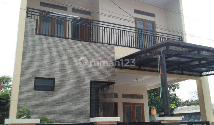 Dijual Rumah 2 Lantai di Komplek Jurangmangu 1