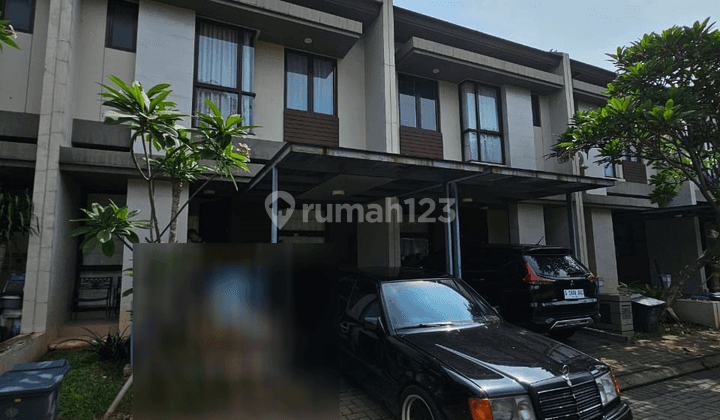 Dijual Rumah Cantik Siap Huni di Vanya Park Bsd City 1