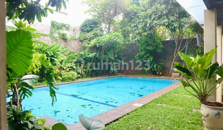 Luxury House with Private Swimming Pool in Cilandak, South Jakarta, Land Area 1150m², Building Area 800m², Freehold Certificate, Strategic Location. 2