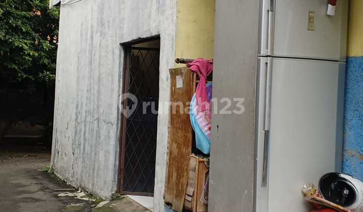 Cheap Boarding House for Sale in Ciputat 2