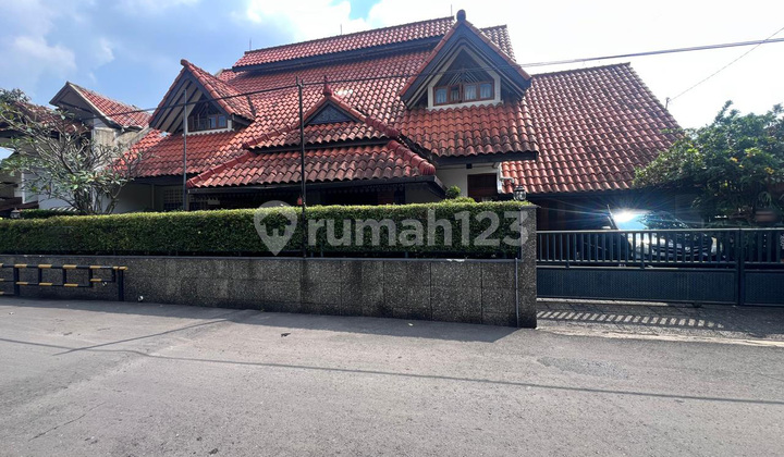 Rumah 2 Lantai SHM Siap Huni di Kiaracondong Bandung