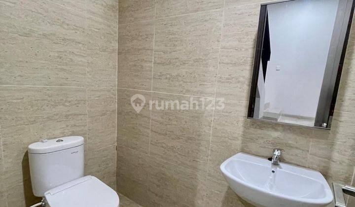 Rumah Baru Modern Minimalis Di Kebayoran Residence- Bintaro Yang Nyaman Dan Nyaman Dekat Akses Toll Tb Simatupang Dan Toll Parigi . 2