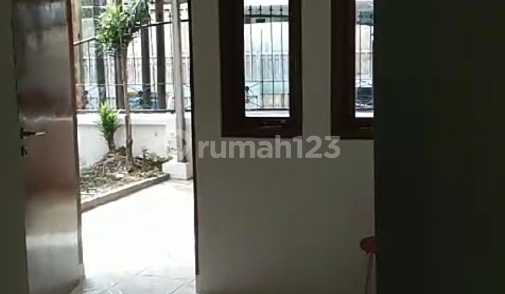 For Rent 1-Story House Can Be Used for Office I Karapitan Wing - Lengkong Bandung For Rent 1-Story House Can Be Used for Office I Karapitan Wing - Lengkong Bandung