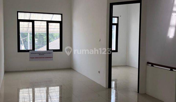 Disewakan Rumah Baru Cocok Untuk Tempat Tinggal Boleh Untuk Kantor Di Sayap Bkr Bandung  2