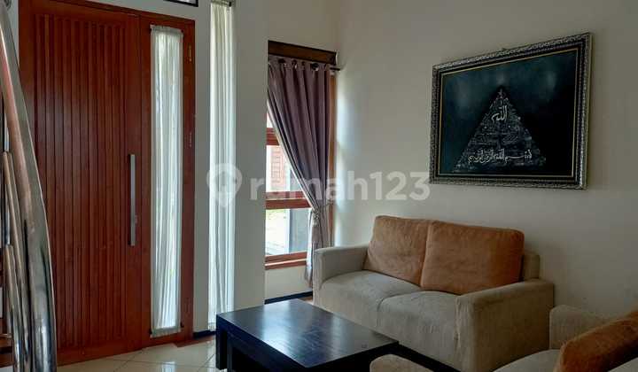 Di Sewakan Rumah Dalam Cluster + Furnish Dekat Widyatama/ Itenas Sayap Cikutra Bandung