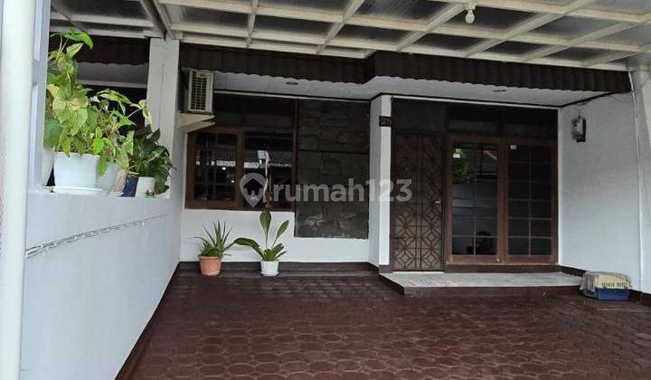 Disewakan Rumah 1.5 Lantai Siap Huni  Di Jl.kembar Sayap Bkr Bandung  1