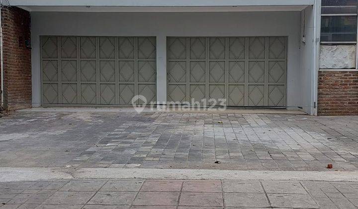 Disewakan Ruko Rendeng 2 Lantai Main Road Kiaracondong Bandung 1