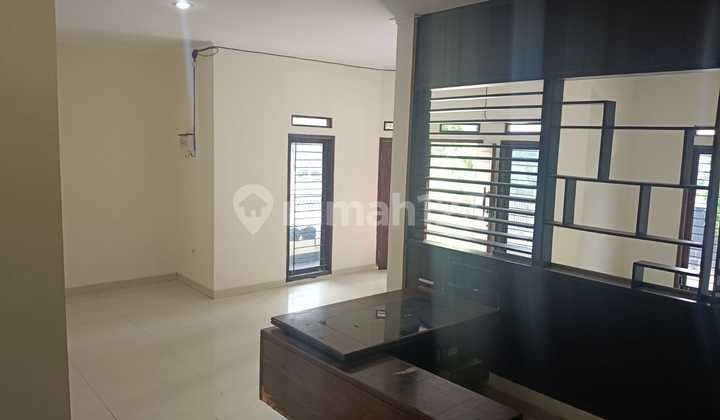 Di Jual Rumah1 Lantai Halaman Luas di Geger Kalong Bandung 2