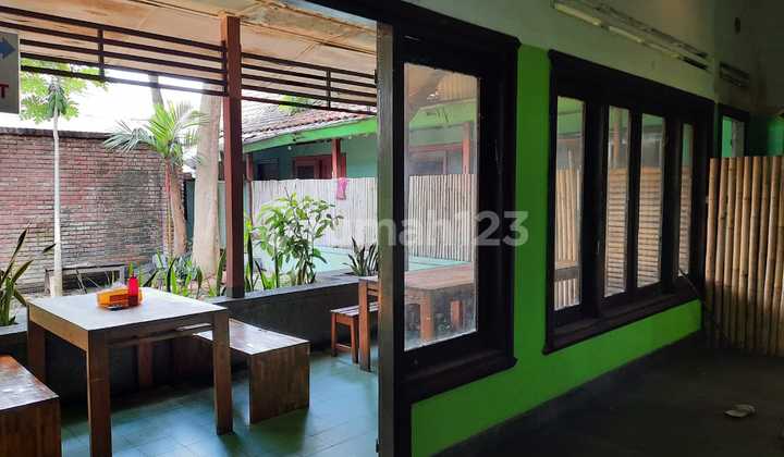 For Rent/Sale House on Supratman Main Road, Bandung 1
