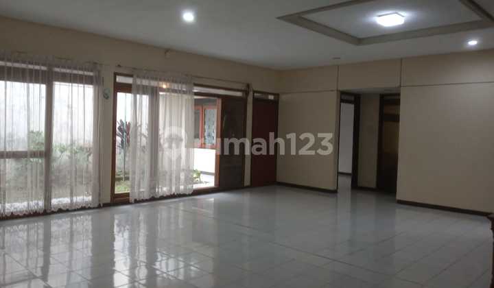 For Rent: 1-Story House Suitable for Residence and Allowed for Office Use in Sukaluyu - Cikutra, Bandung. 1