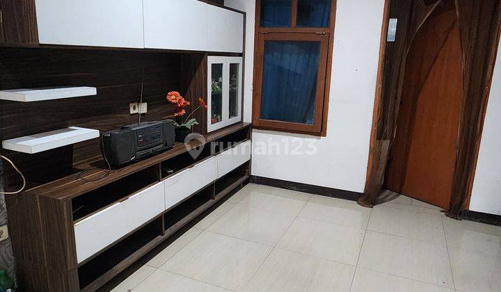 Disewakan Rumah Semi Furnish 1.5 Lantai Di Leuwi Panjang Bandung  1