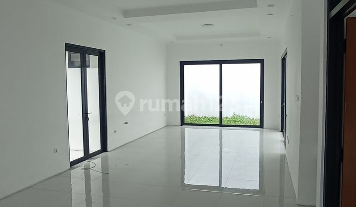 Di Sewakan Rumah 2 Lantai Cocok Tempat Tinggal/ Kantor Sukaluyu - Cikutra 2