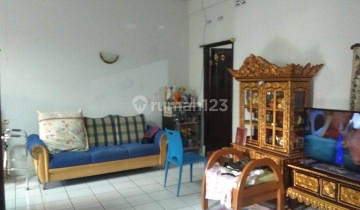 Disewakan Rumah Besar 2.5 Lantai Semi Furnish Di Turangga Bandung 2