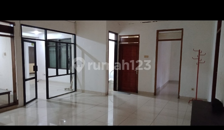 For Sale: House with a Large Yard Near Trans Studio, Turangga Wing, Bandung 2