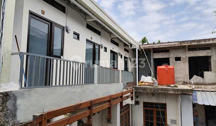 Di Jual Rumah + Kostan