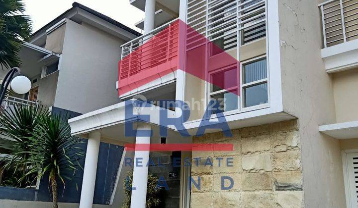 Rumah 2 Lantai Bagus di Graha Golf Araya , Malang 1