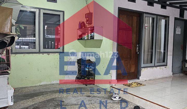 Rumah 2 Lantai Semi Furnished di Terusan Danau Kerinci , Malang 2