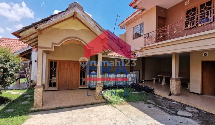 Rumah 2 Lantai Bagus di Jalan Abdul Gani Atas , Batu 1