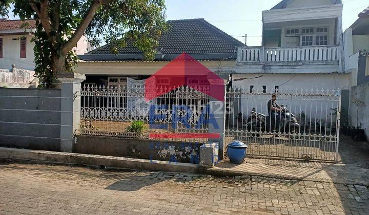 Rumah 2 Lantai SHM di Jalan Terusan Wijaya Kusuma Atas , Malang 1