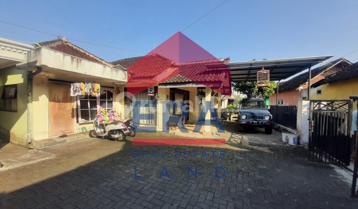 Rumah 3 Lantai Bagus SHM di Jalan Kalpataru , Malang 1