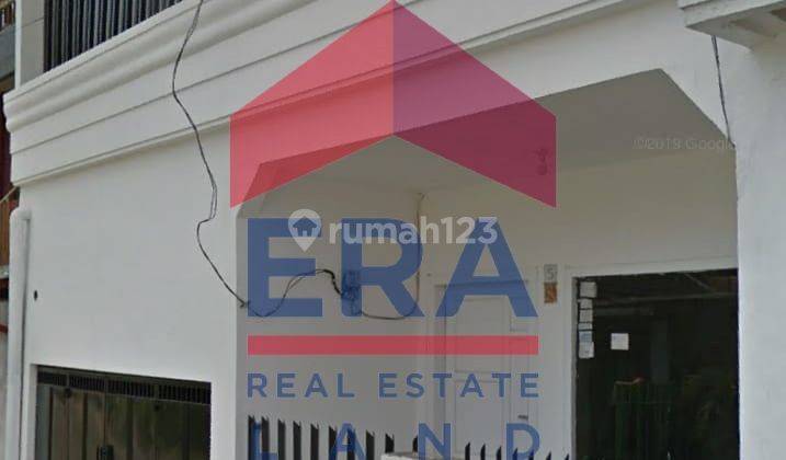 Rumah 3 Lantai SHM di Jalan Amandit , Malang 1