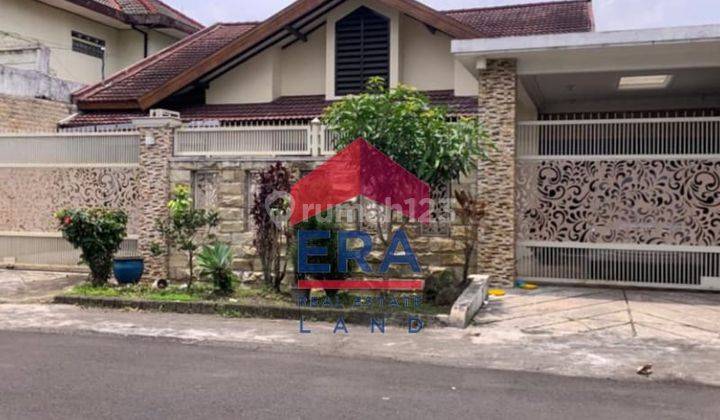 Rumah Bagus SHM di Jalan Indragiri, Malang 1