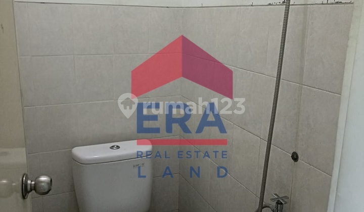 House, 1 Floor, Freehold Title, in Soekarno Hatta 2