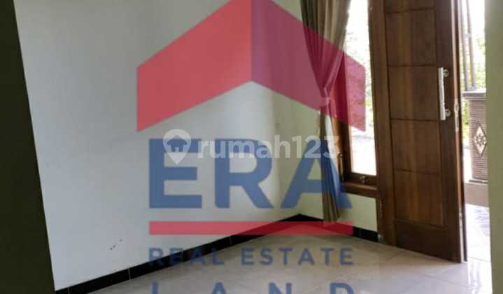 Nice House Unfurnished SHM Pancasila Street, Batu, Malang. 2