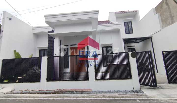 Nice House, 1 Floor, Freehold Certificate, in Blimbing