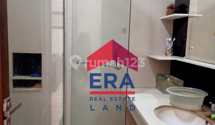 Nice House with SHM on Leci Street, Malang 2