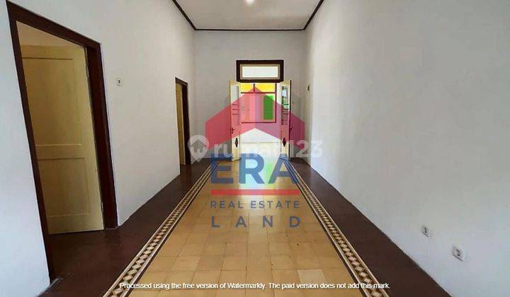 Rumah Bagus Unfurnished SHM di Jalan Madrasah, Malang 2