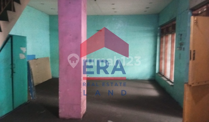 Shop House, 1 Floor, Freehold Certificate, in Purwantoro 2