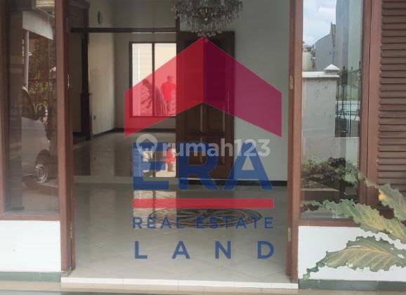 Rumah 2 Lantai Bagus SHM di Jalan Pondok Blimbing Indah , Malang 2