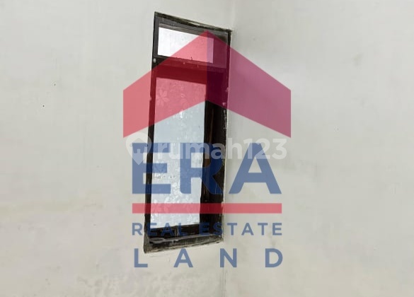 Unfurnished House with SHM in Madiun, Madiun Unfurnished House with SHM in Madiun, Madiun