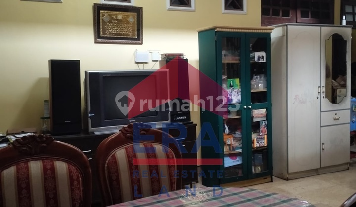 Rumah 2 Lantai Bagus SHM di Jalan Danau Limboto , Malang 2