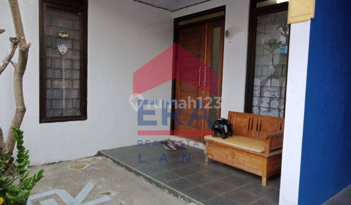 Rumah 2 Lantai Bagus Semi Furnished SHM di Jalan Ikan Mas , Malang 1