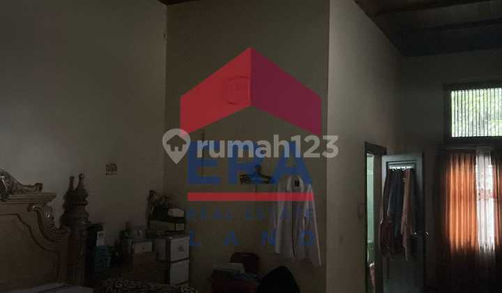 Rumah 2 Lantai Bagus SHM di Jalan Candi Bukirsari , Malang 2