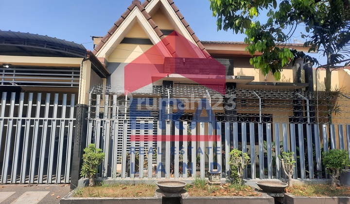 Rumah 2 Lantai Unfurnished di Jalan Bunga Flamboyan, Malang