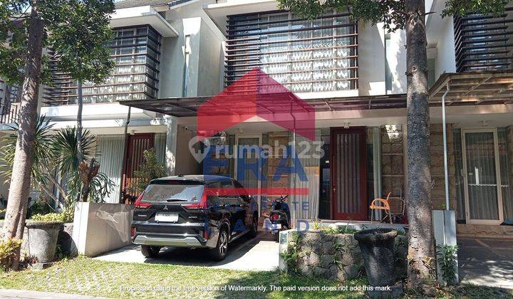 Rumah 2 Lantai Bagus Furnished di Perumahan Riverside , Malang 1