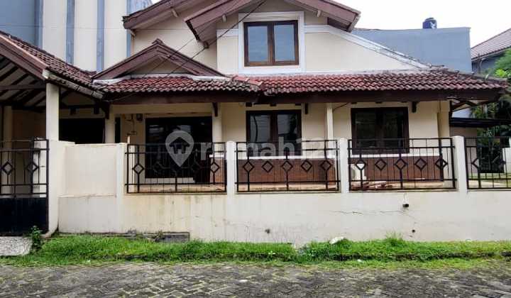 Rumah Hook Lokasi Bintaro Jaya Sektor 9 - 0597