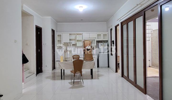 Rumah Hook Lokasi Discovery Bintaro Jaya - 0940