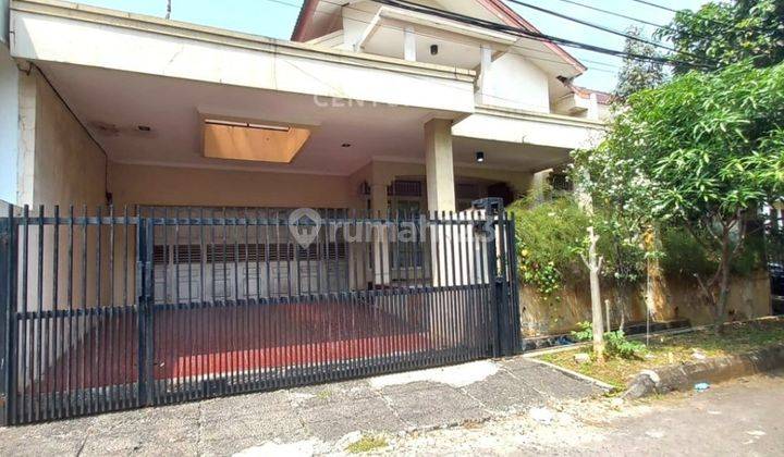 Rumah Ada Halaman Luas Di Bagian Belakang Bintaro Jaya 7395  2