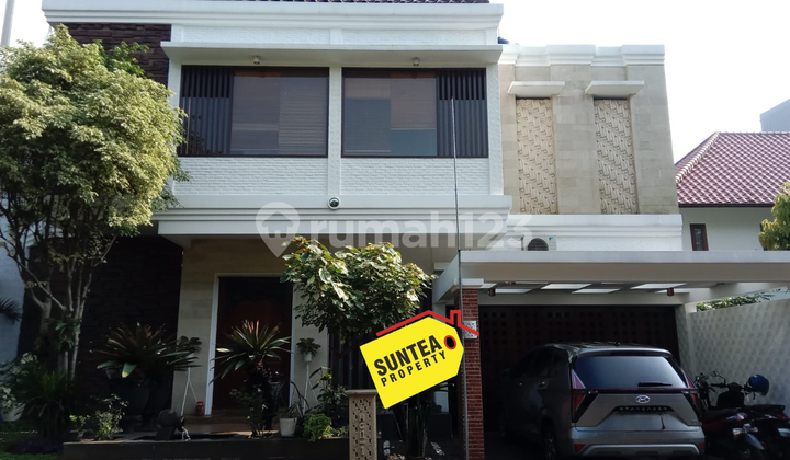 Spacious House Within a Cluster With Swimming Pool in Bintaro Jaya - 0765
