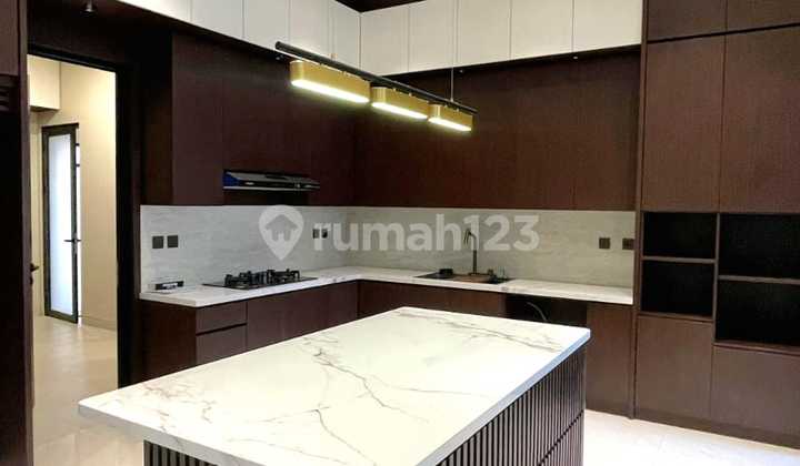 Rumah Bagus Posisi Hook Ada Kolam Renang di Kebayoran Bintaro-387 2