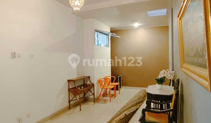 Rumah Luas Siap Huni di Kebayoran Bintaro Jaya Sektor 7 - 0333 2