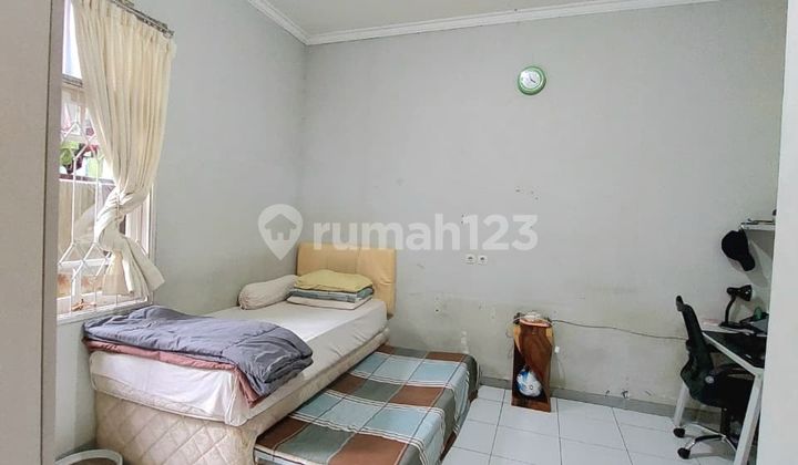 Rumah Bangunan Lama Area Bintaro Sektor 3 - 0052 2