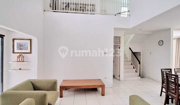 Spacious House in Bintaro Jaya Sector 9 - 0070 Needs Minor Renovation 2