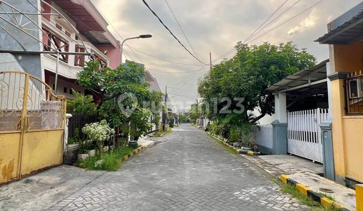 Dijual Under Market 13jtan/meter Rumah Klasik Hook Di Sutorejo 2
